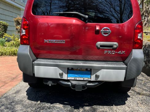 Used 2014 Nissan Xterra PRO-4X w/ Pro-4x Leather Package image 4