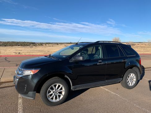 Used 2013 Ford Edge SE image 1