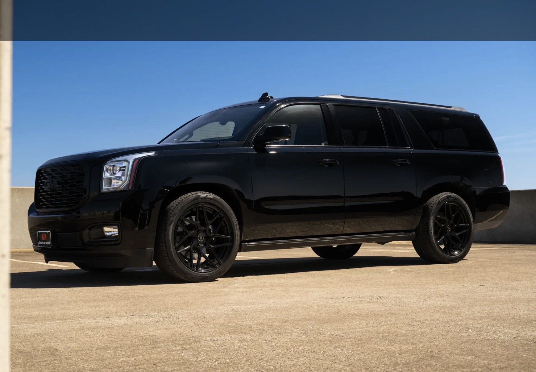 Used 2019 GMC Yukon XL Denali w/ Denali Ultimate Package RWD image 2
