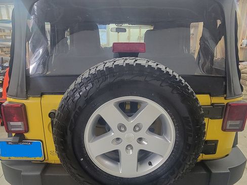 Used 2015 Jeep Wrangler Sport w/ Quick Order Package 24S image 5