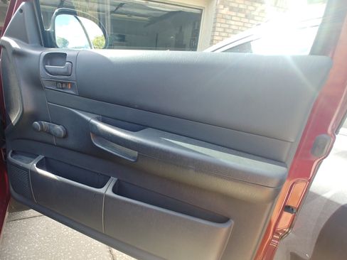 Used 2003 Dodge Dakota 2WD Regular Cab image 8