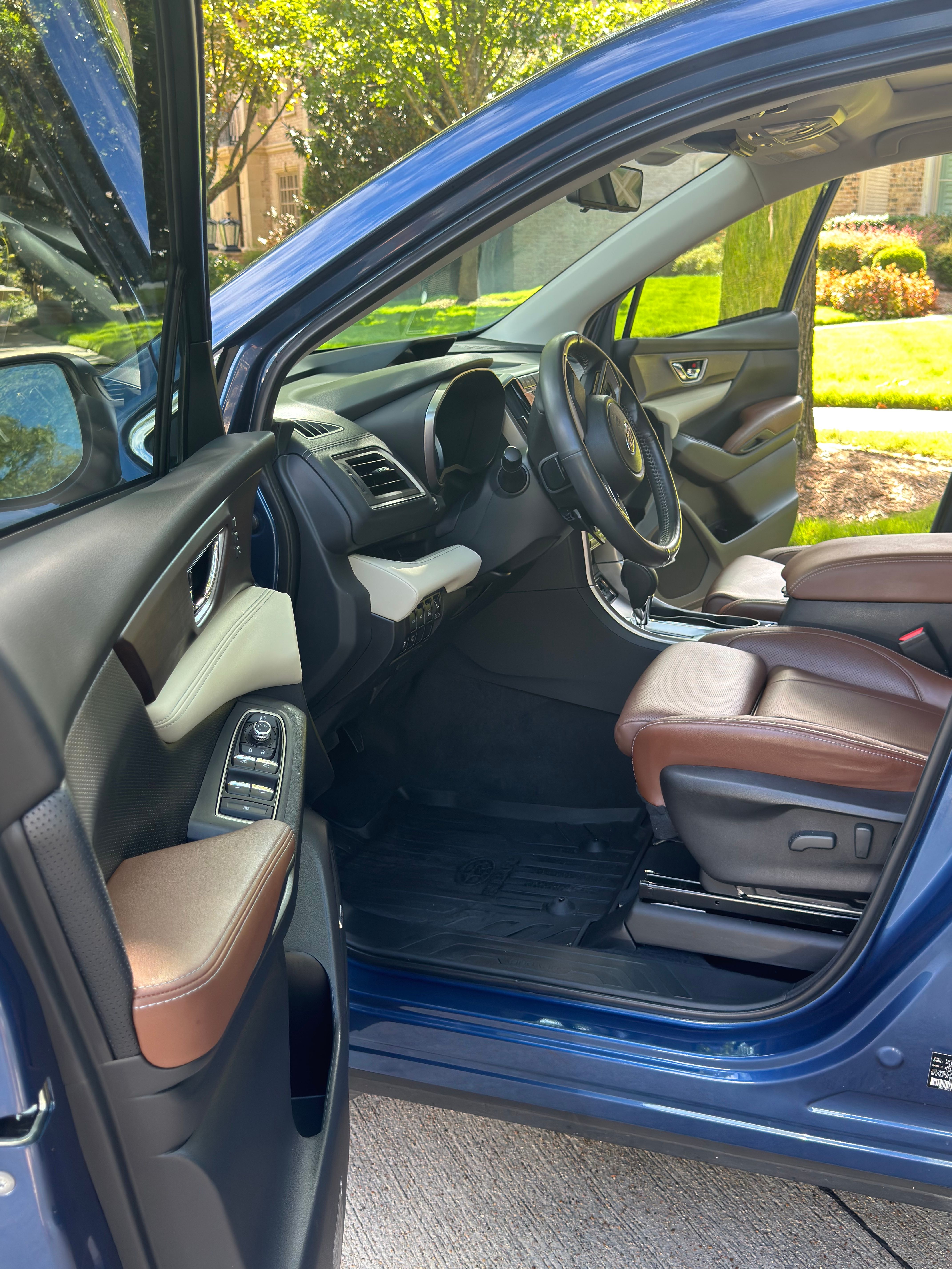 Used 2022 Subaru Ascent Touring w/ Popular Package #2A AWD/4WD image 9