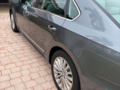 Used 2016 Volkswagen Passat 1.8T SE