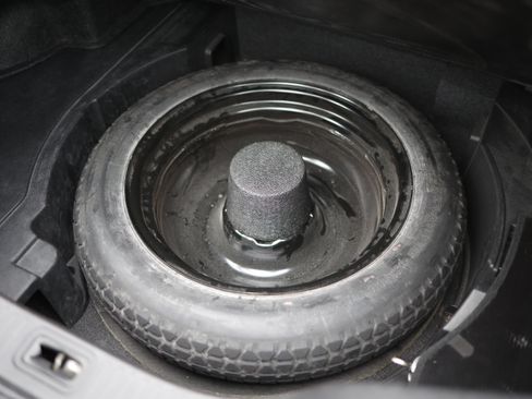 Used 2005 INFINITI G35 Coupe w/ (P01) Premium Pkg image 13