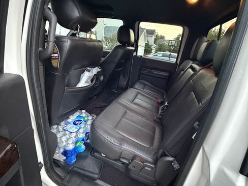 Used 2015 Ford F350 4x4 Crew Cab Super Duty image 11