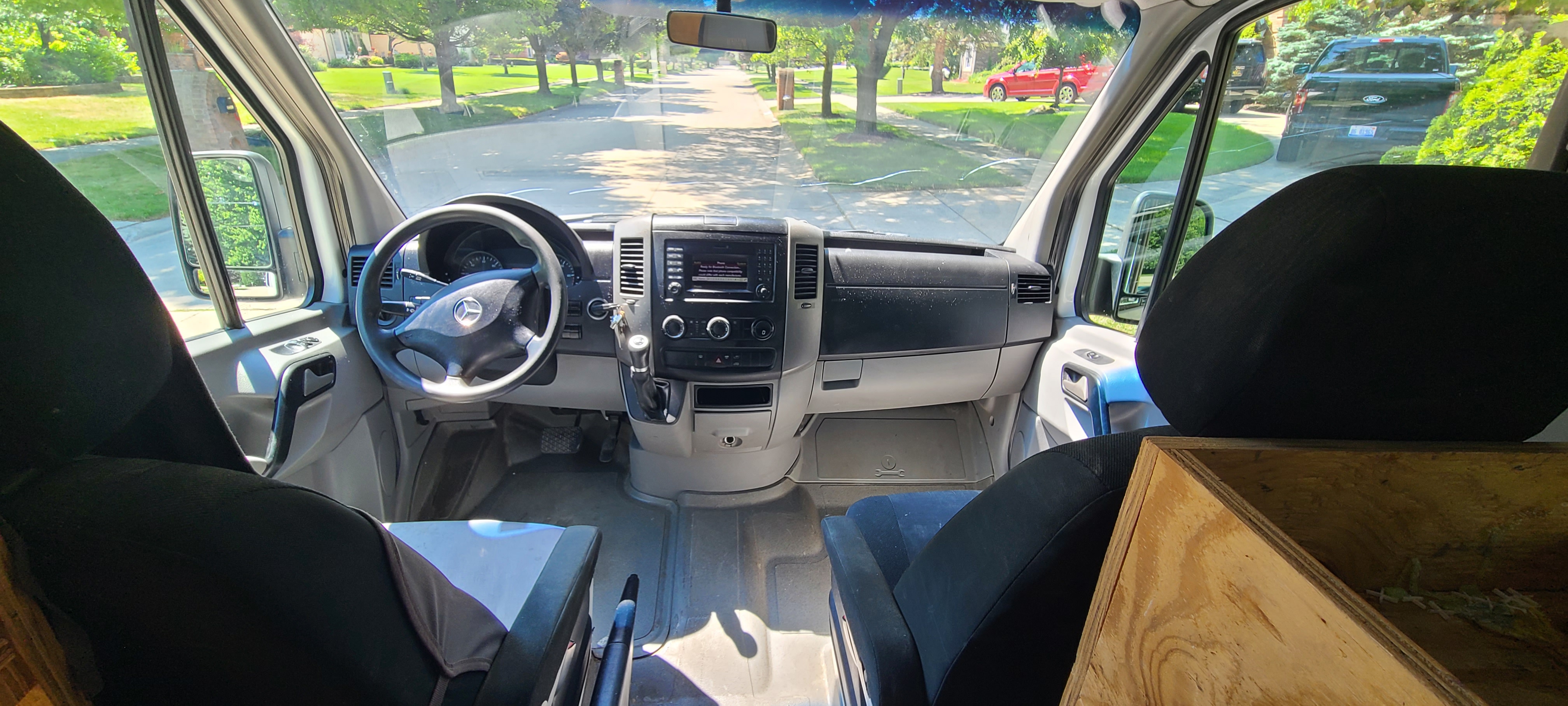 Used 2015 Mercedes-Benz Sprinter 2500 image 7