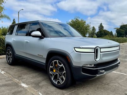 Used 2023 Rivian R1S Launch Edition