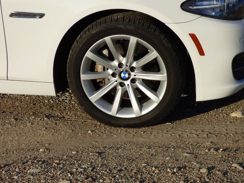 Used 2014 BMW 535i xDrive Sedan image 9