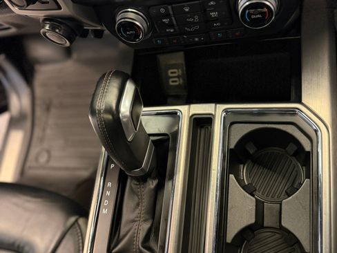 Used 2020 Ford F150 Platinum w/ Equipment Group 701A Luxury image 10