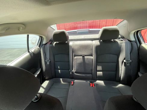 Used 2015 Chevrolet Cruze LT w/ RS Package image 24