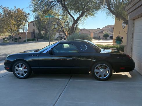 Used 2002 Ford Thunderbird image 1