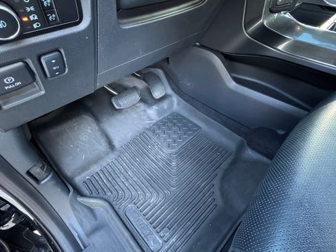 Used 2023 Ford F150 Lariat w/ Equipment Group 502A High image 14