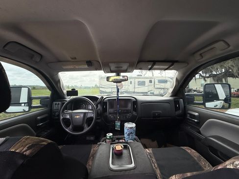 Used 2016 Chevrolet Silverado 2500 W/T w/ WT Convenience Package image 2