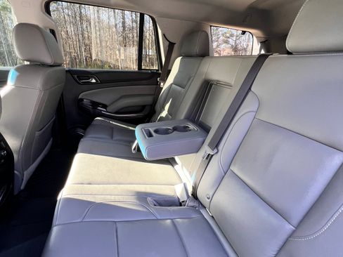 Used 2020 Chevrolet Tahoe LT image 10