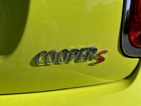 Used 2024 MINI Cooper S w/ Signature Upholstery Package image 11