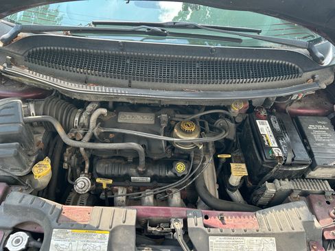 Used 2002 Chrysler Town & Country LXi AWD/4WD image 12
