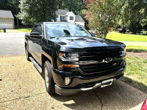 Used 2018 Chevrolet Silverado 1500 LT w/ All Star Edition AWD/4WD image 1