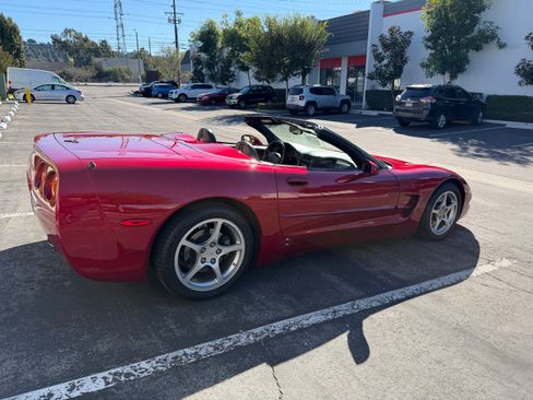 Used 2000 Chevrolet Corvette Convertible w/ Memory Pkg RWD image 5