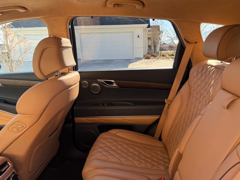 Used 2024 Genesis GV80 3.5T w/ Prestige Package image 27