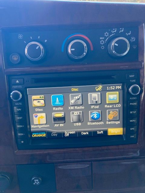 Used 2010 Chevrolet Express 1500 w/ Preferred Equipment Group RWD image 15