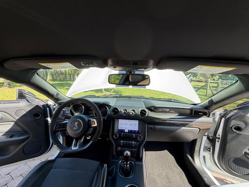 Used 2020 Ford Mustang Shelby GT350 w/ Technology Package image 16