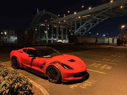 Used 2018 Chevrolet Corvette Grand Sport RWD image 2
