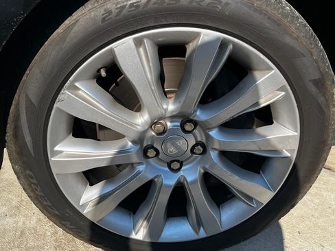 Used 2016 Land Rover Range Rover Long Wheelbase Supercharged image 18