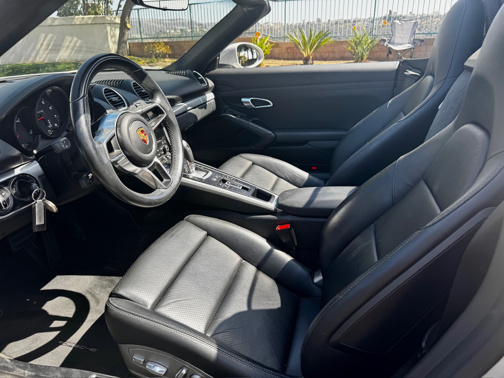 Used 2018 Porsche 718 Boxster RWD image 18