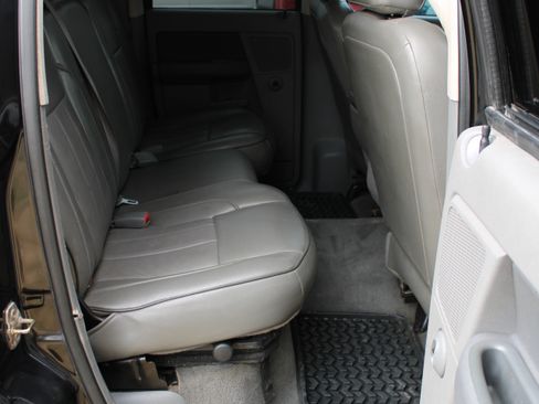 Used 2006 Dodge Ram 3500 Truck SLT image 10