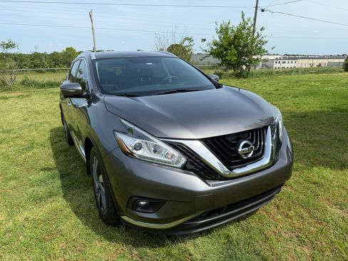 Used 2015 Nissan Murano Platinum w/ Platinum Technology Package FWD image 4
