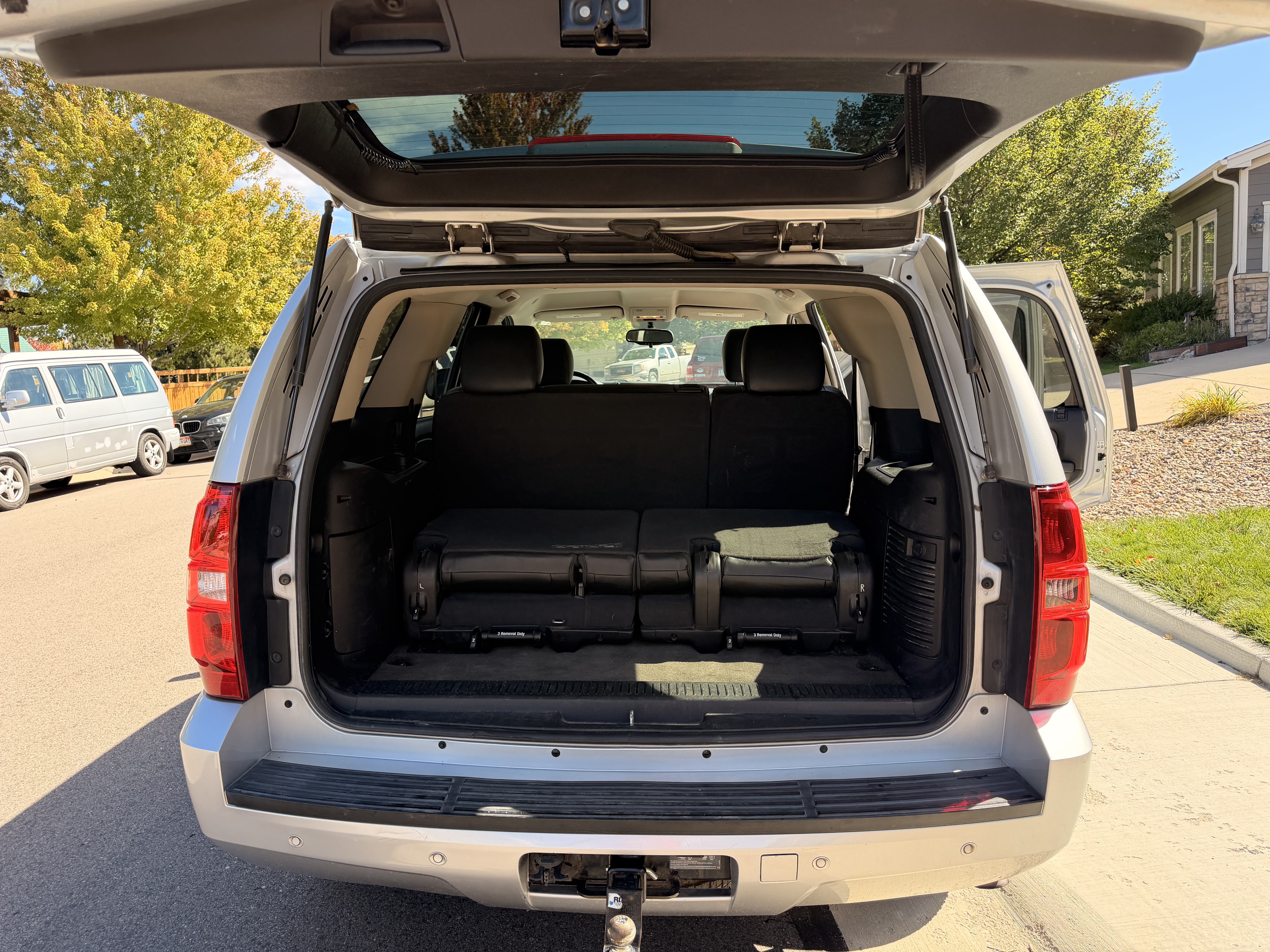 Used 2013 Chevrolet Tahoe LT AWD/4WD image 9