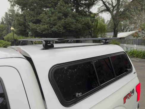 Used 2018 Ford F150 Platinum w/ Equipment Group 701A Luxury image 6