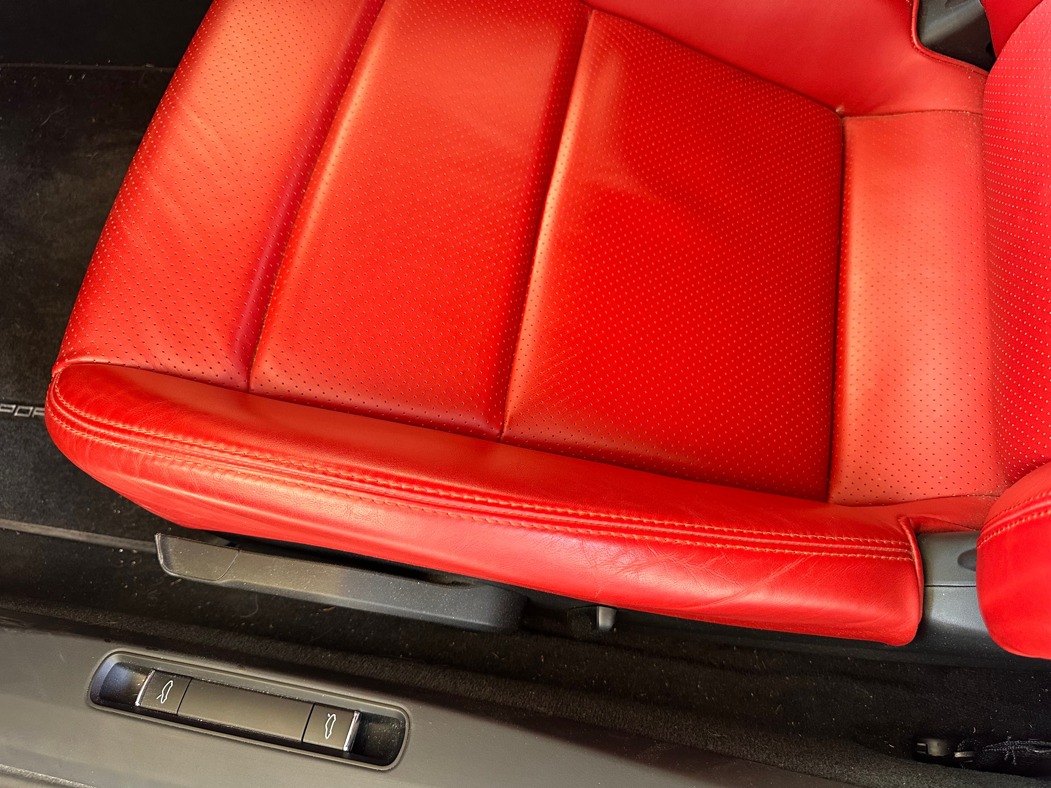 Used 2013 Porsche Boxster S RWD image 18