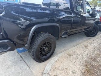 Used 2026 Chevrolet Silverado 2500 ZR2 AWD/4WD image 8
