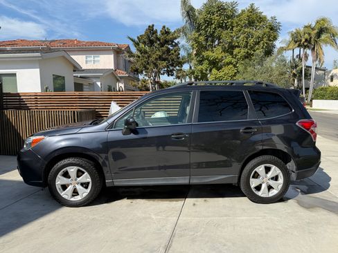 Used 2016 Subaru Forester 2.5i Limited w/ Popular Package #2 image 9