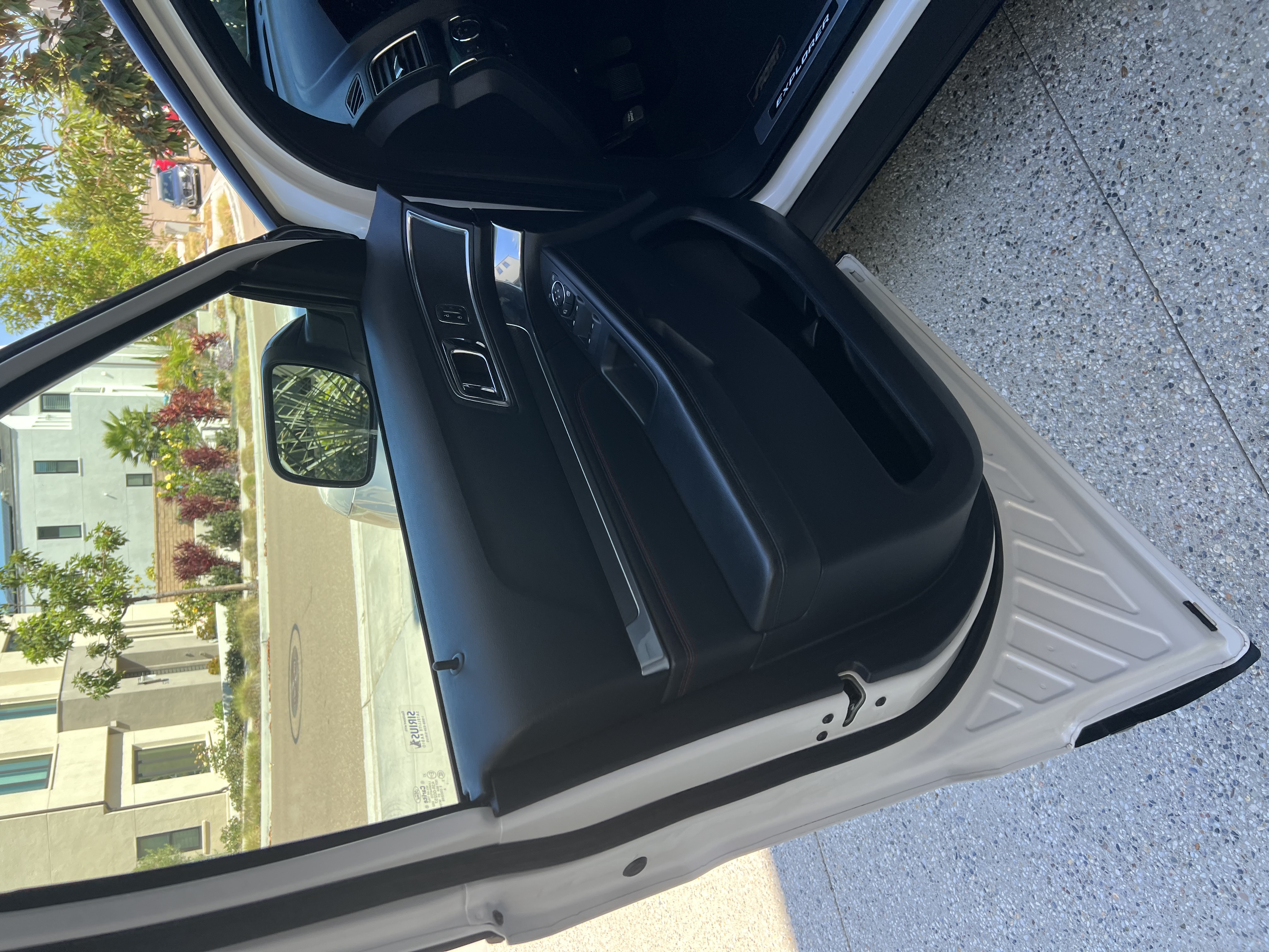 Used 2016 Ford Explorer Sport w/ Equipment Group 401A AWD/4WD image 9