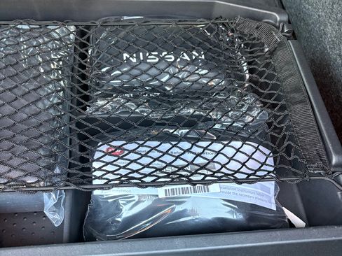 Used 2025 Nissan Altima 2.5 SR w/ SR Premium Package image 28