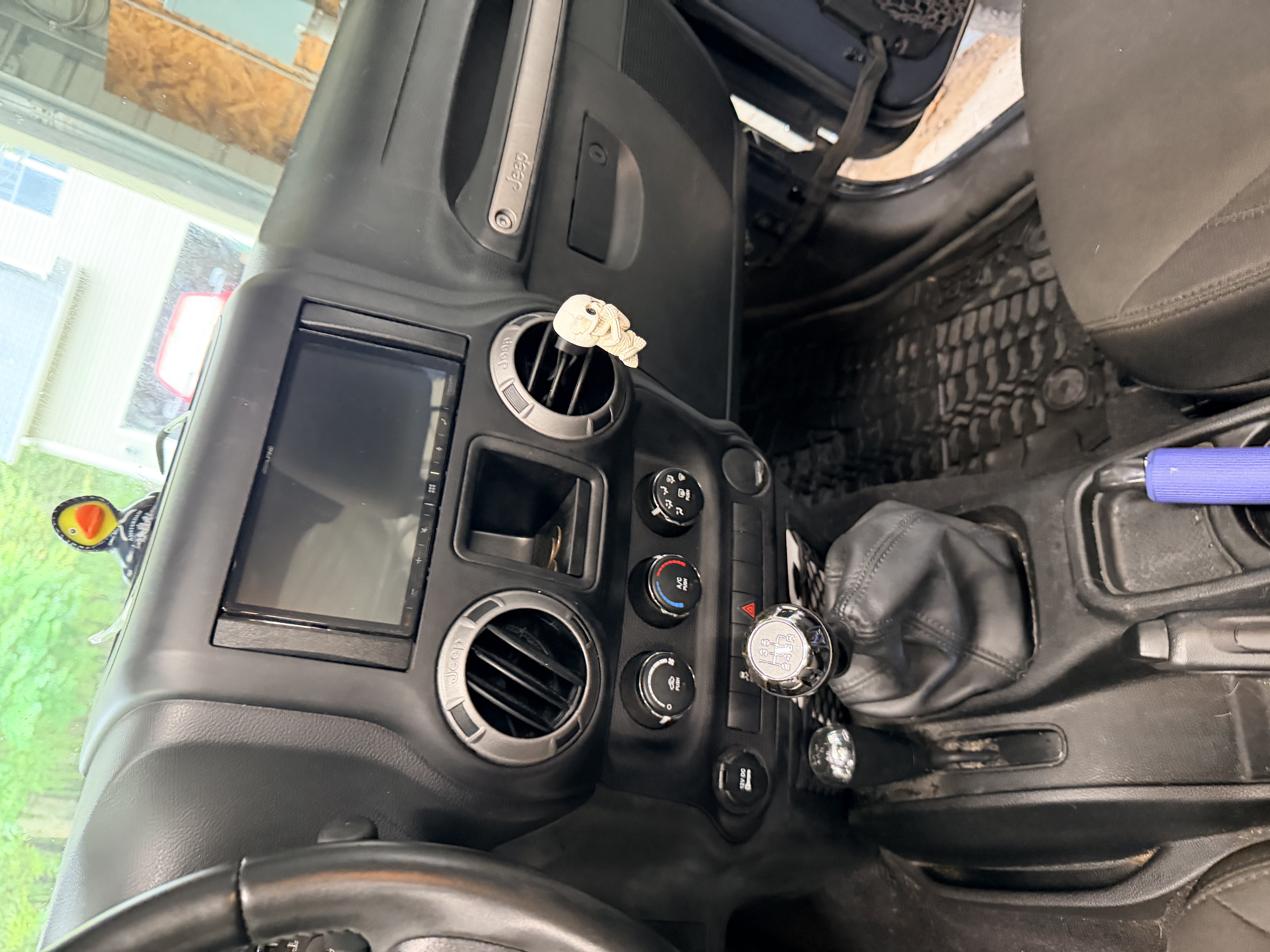 Used 2017 Jeep Wrangler Sport AWD/4WD image 18
