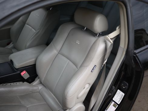 Used 2005 INFINITI G35 Coupe w/ (P01) Premium Pkg image 18