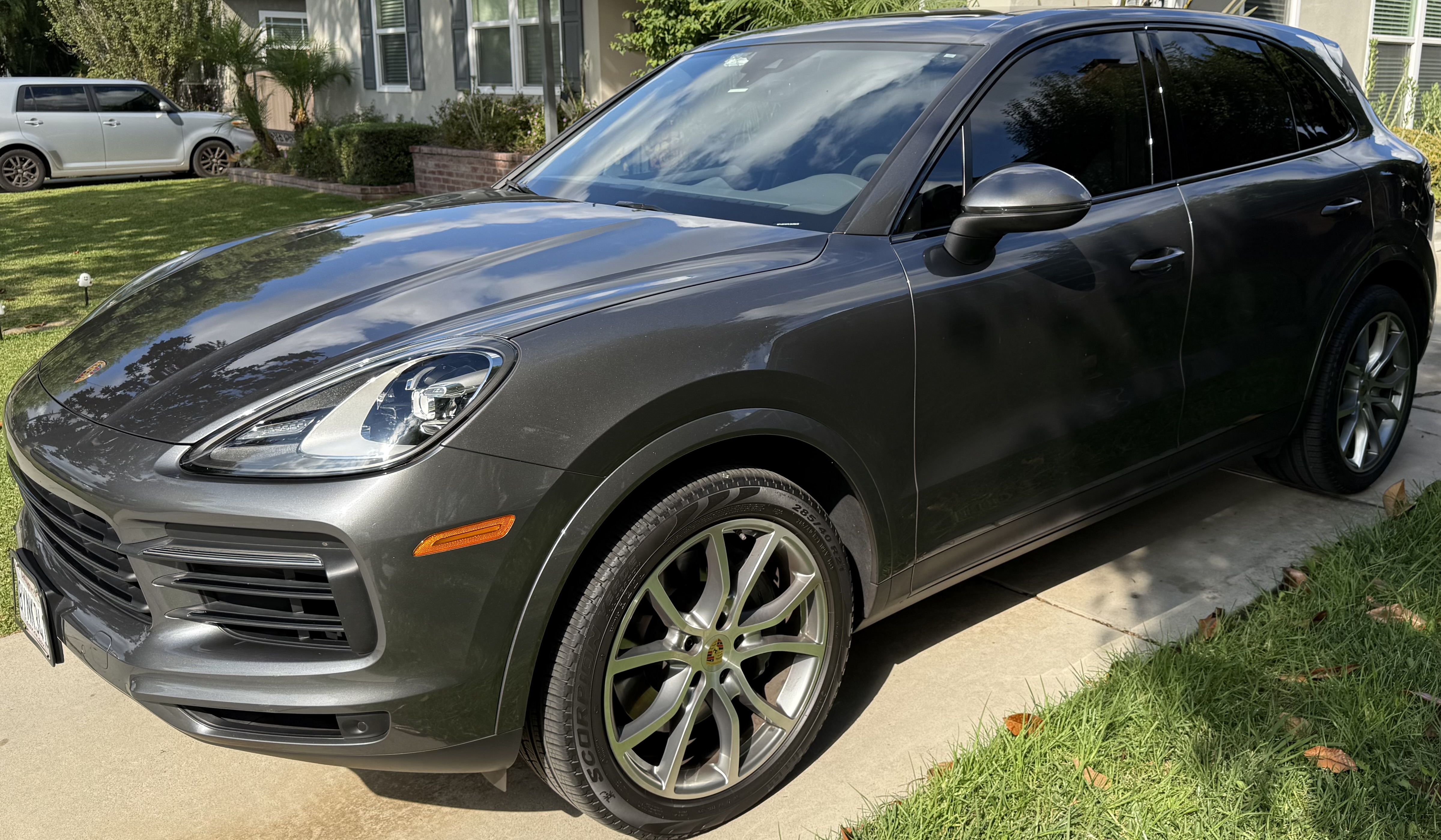 Used 2020 Porsche Cayenne S AWD/4WD image 4