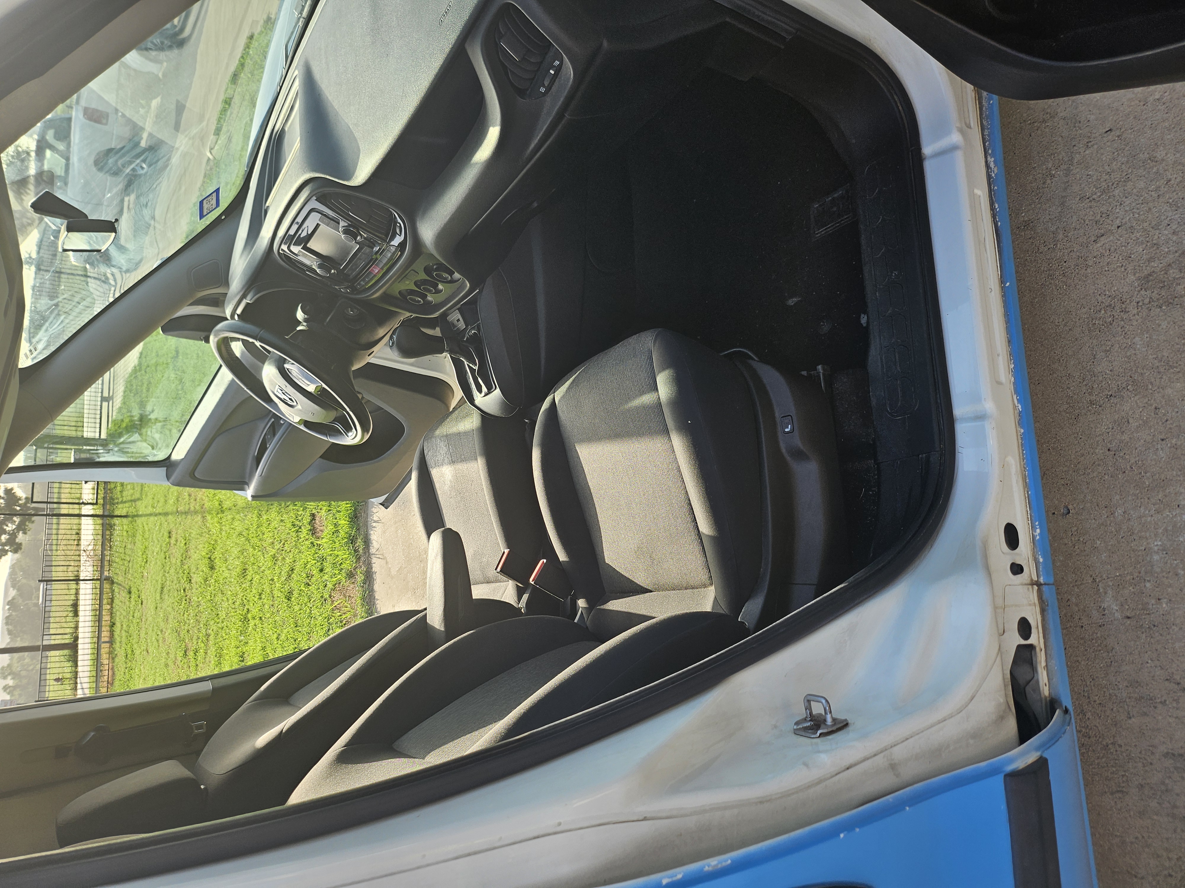 Used 2018 RAM ProMaster City Tradesman SLT FWD image 15