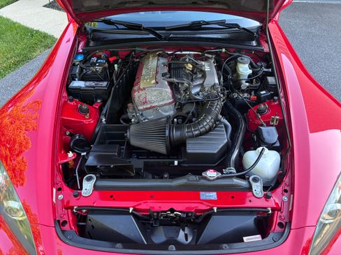 Used 2004 Honda S2000 image 10