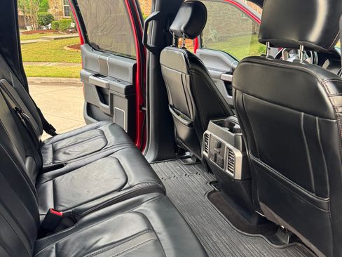 Used 2020 Ford F150 Platinum w/ Equipment Group 701A Luxury image 9