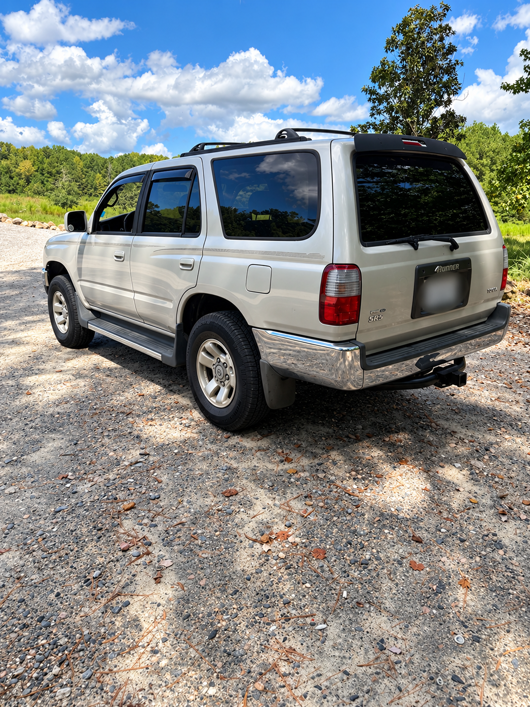 Used 1996 Toyota 4Runner SR5 w/ Leather Trim Pkg RWD image 5