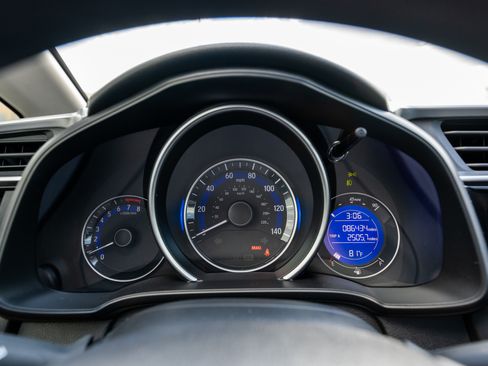 Used 2015 Honda Fit EX image 14