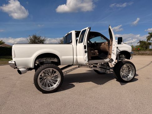 Used 1999 Ford F250 4x4 SuperCab Super Duty image 11