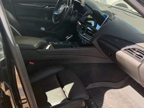 Used 2023 Cadillac CT5 Sport image 9