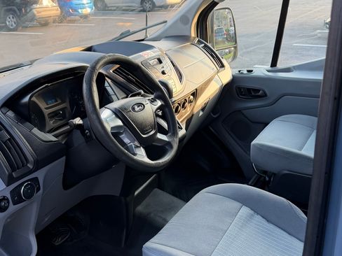 Used 2019 Ford Transit 250 148 High Roof Extended RWD image 10