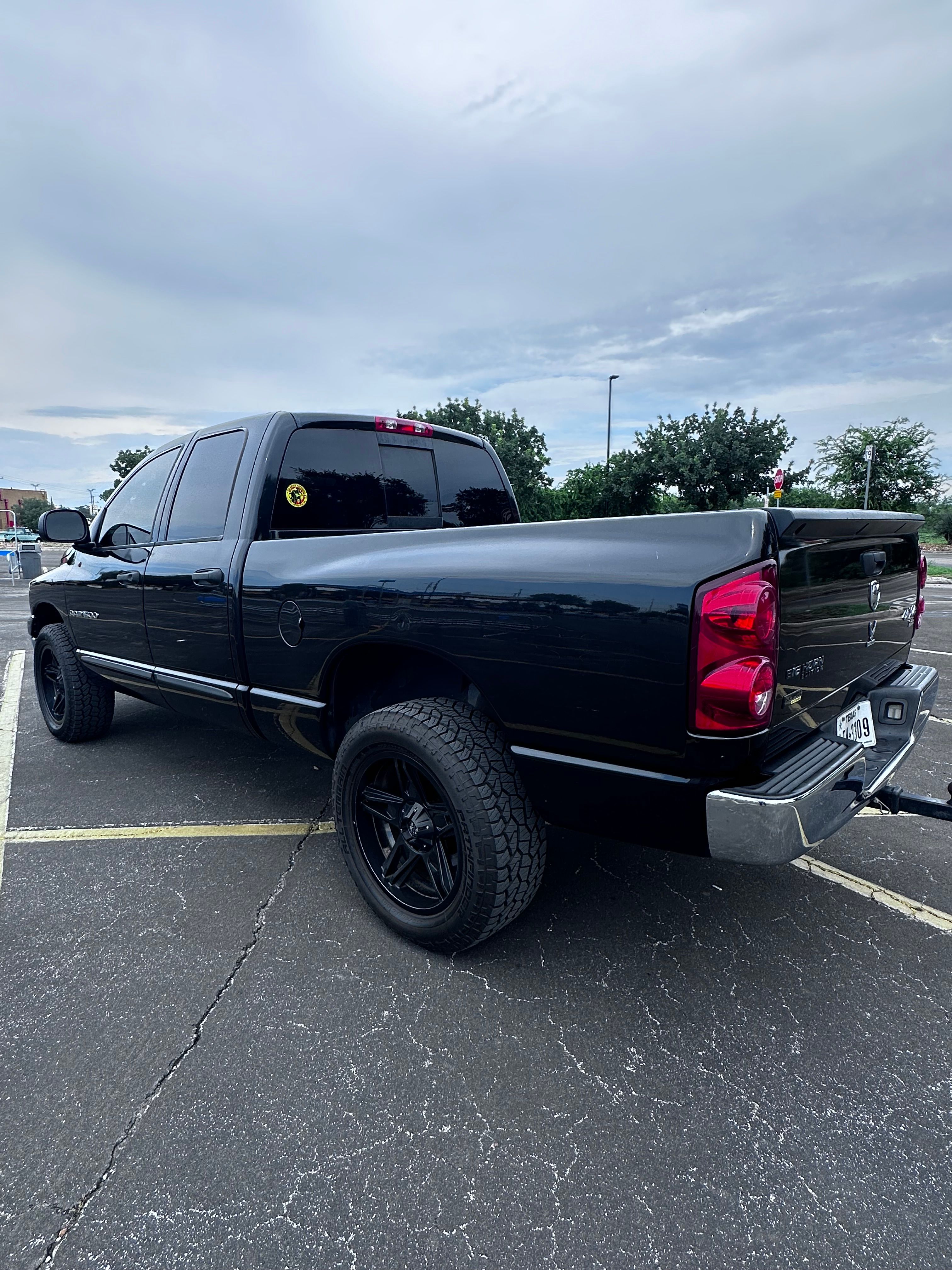 Used 2007 Dodge Ram 1500 Truck SLT w/ Sound & Secure Value Group AWD/4WD image 6