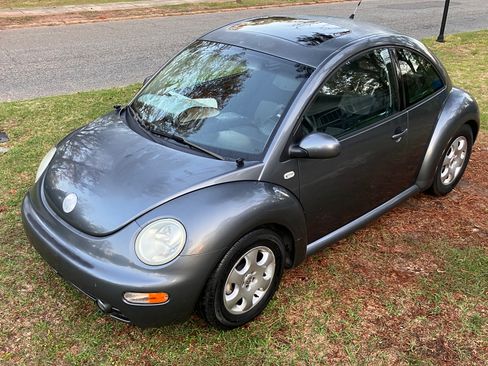 Used 2002 Volkswagen Beetle GLS image 1